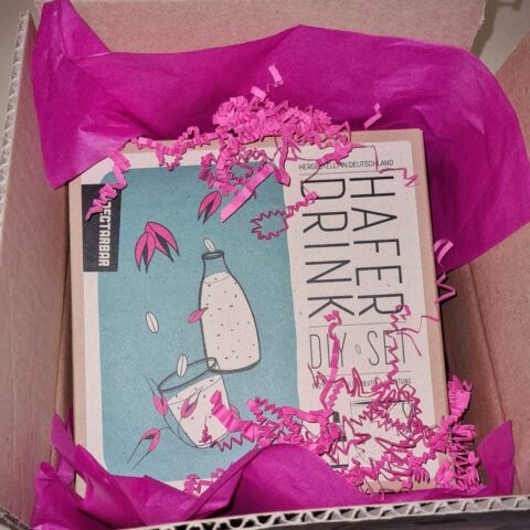 Als Geschenkpaket farbig und ökologisch verpacken lassen