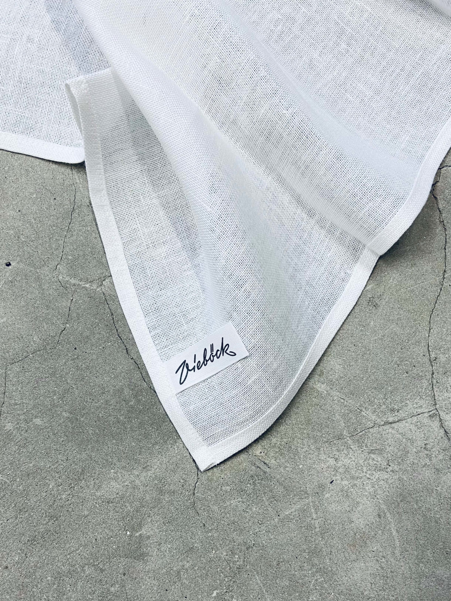 Seihtuch zum Abseihen und Haferdrink